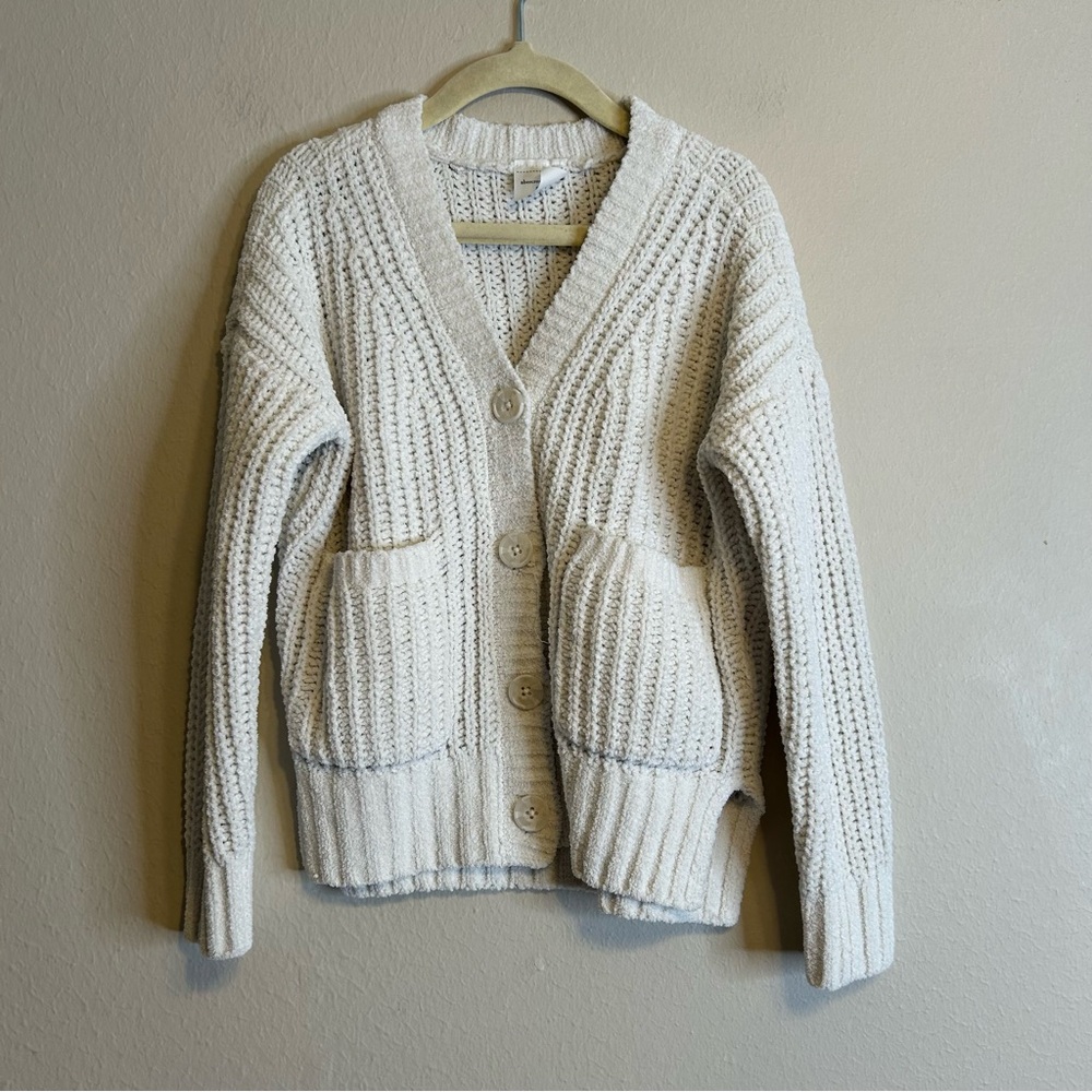 Abercrombie Kids Cozy White Knit Cardigan button‎ Sweater size 5/6